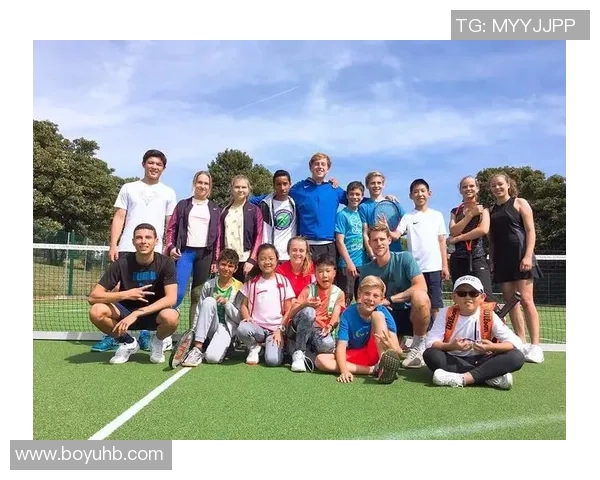 深度对话：探寻杨静的网球梦想与人生旅程