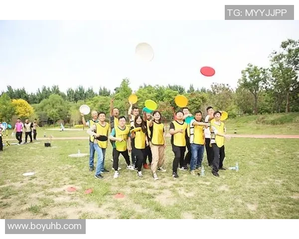 飞盘竞技的耐力挑战:深入解析杭州飞盘队的训练与表现 飞盘竞技的耐力挑战:深入解析杭州飞盘队的训练与表现