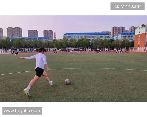 足球明星进球技巧解析视频集锦助你提升射门水平 足球明星进球技巧解析视频集锦助你提升射门水平